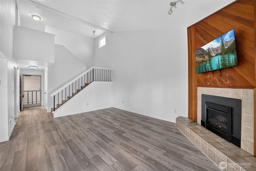 Property photo for 24918 110th Avenue SE #21B, Kent photo 13