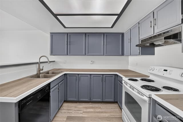 Property photo for 24918 110th Avenue SE #21B, Kent photo 5