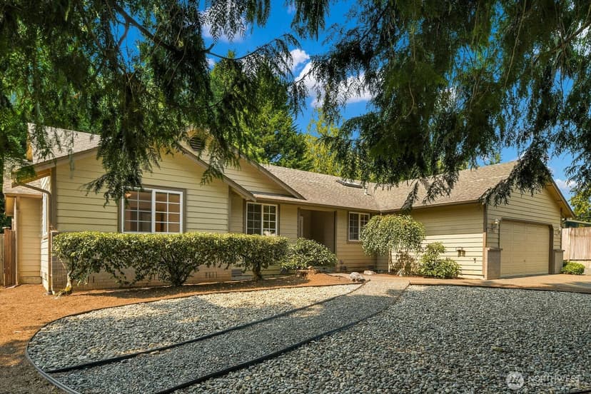 Property photo for 2504 116th Avenue NE, Lake Stevens photo 2