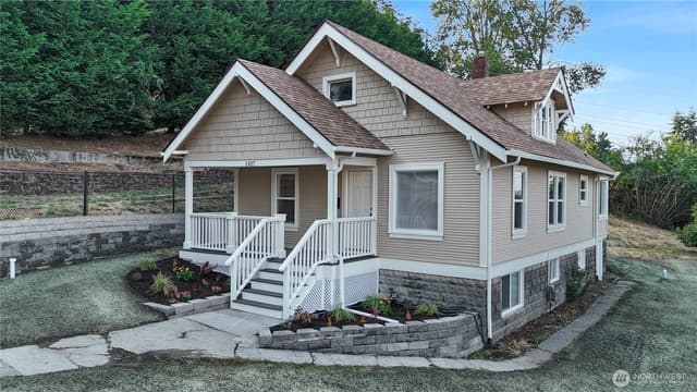 Property photo for 1427 E Fairbanks Street, Tacoma photo 2