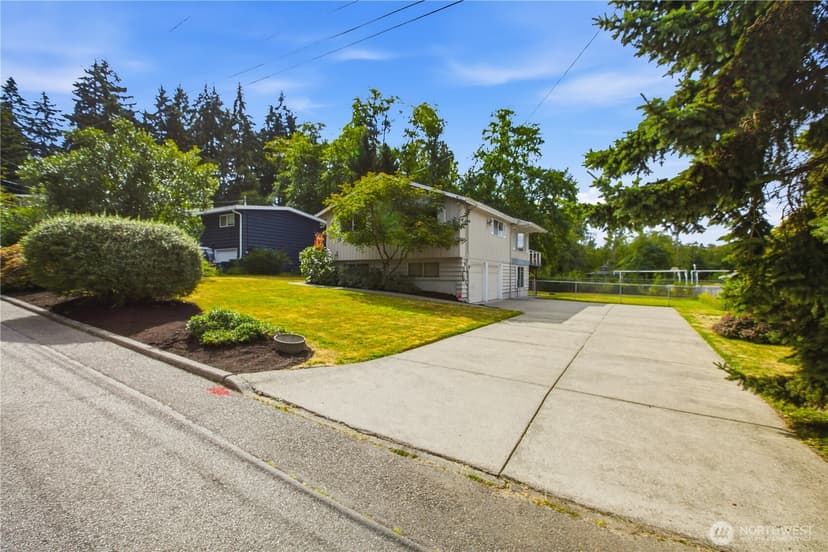 Property photo for 530 FORREST PARK Drive, Fircrest photo 30