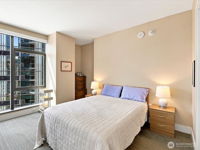 Property photo for 820 Blanchard Street #1007, Seattle photo 5