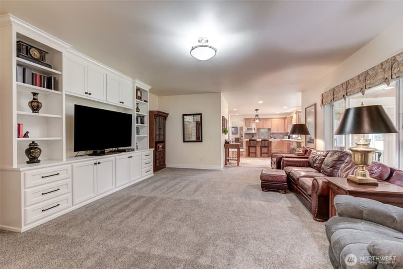 Property photo for 21 117th Street NE, Marysville photo 19