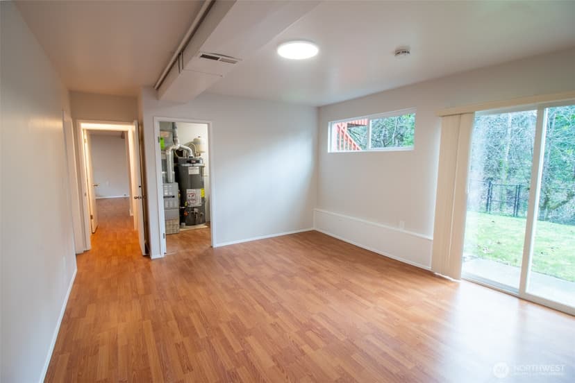 Property photo for 12410 98th Avenue NE, Kirkland photo 13