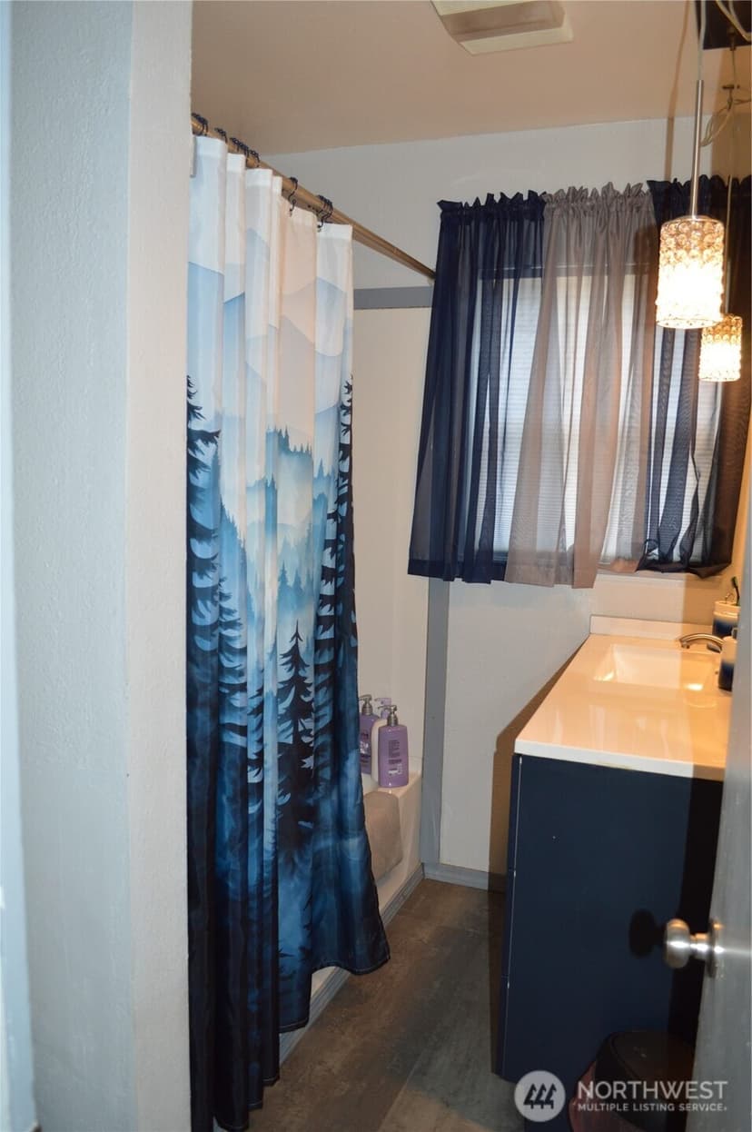 Property photo for 1016 S 72nd, Tacoma photo 10
