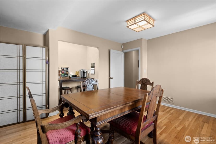Property photo for 128 14th Street SE, Auburn photo 16