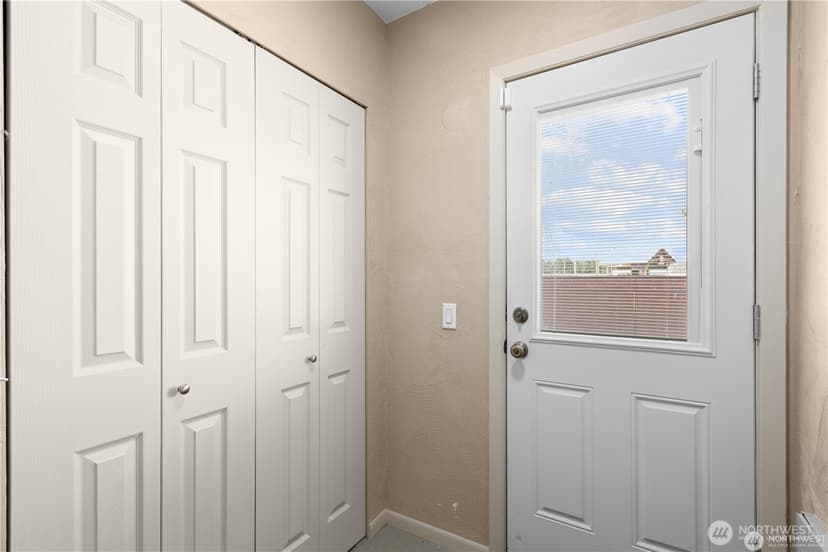 Property photo for 128 14th Street SE, Auburn photo 22
