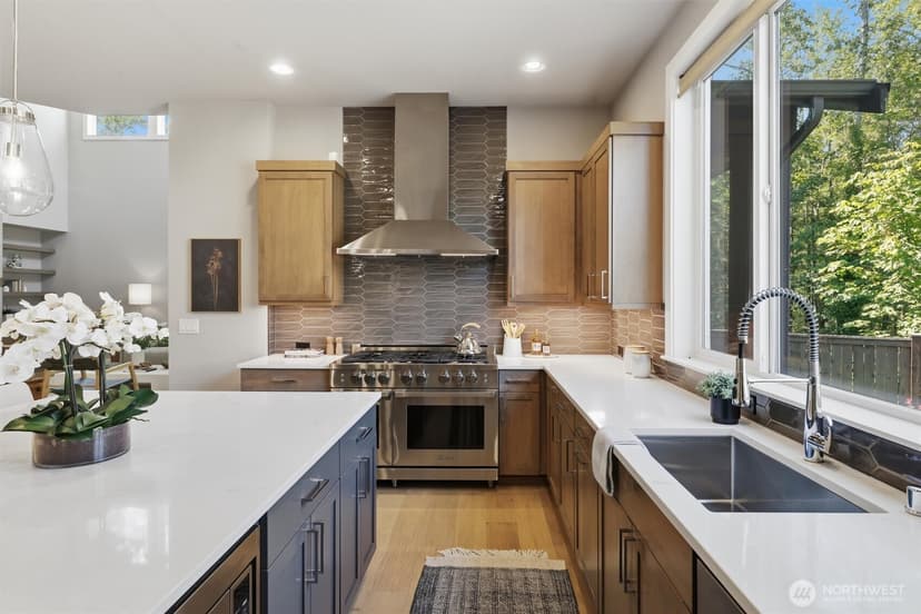 Property photo for 24309 NE 24th Street, Sammamish photo 8