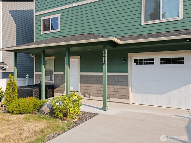 Property photo for 2416 W Echo bay Dr, Bremerton photo 5