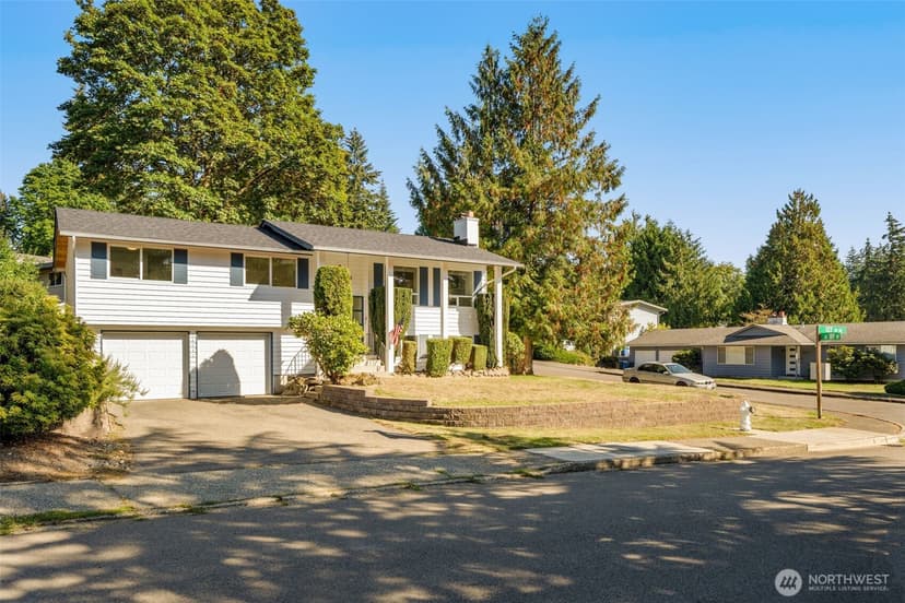 Property photo for 18920 127th Place SE, Renton photo 2