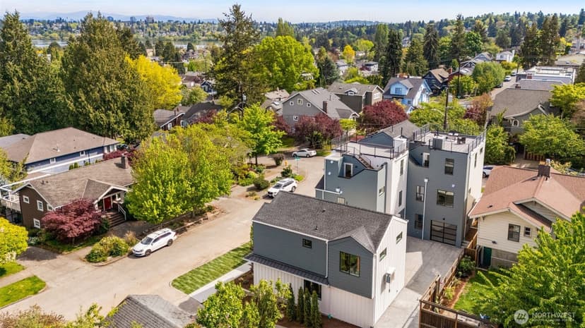 Property photo for 7403 Dayton Avenue N, Seattle photo 33