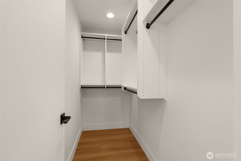 Property photo for 7403 Dayton Avenue N, Seattle photo 15