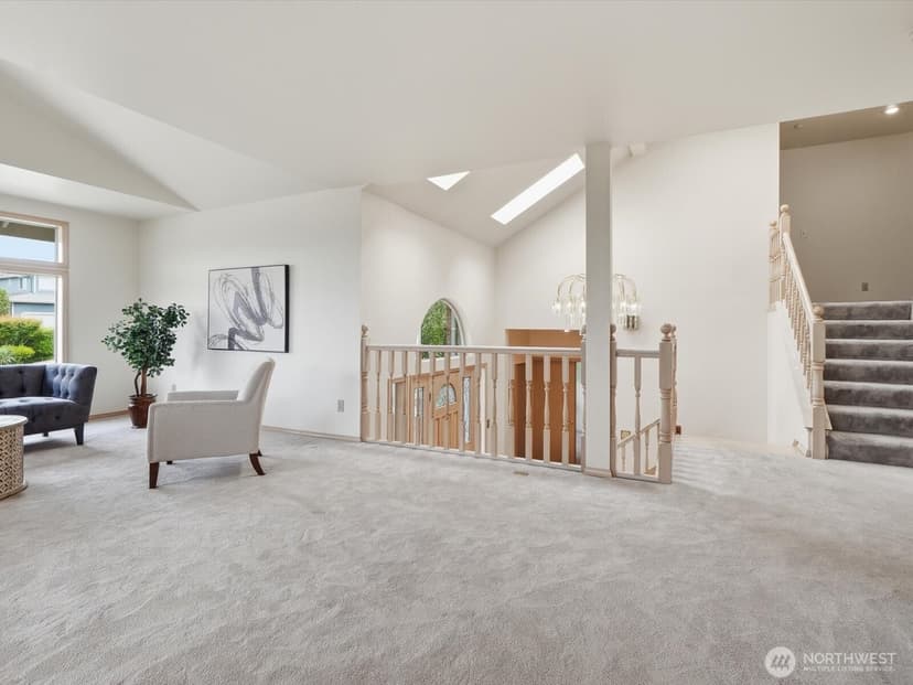 Property photo for 1835 S 251st Place, Des Moines photo 5