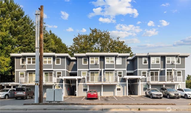 Property photo for 6707 204th Street SW #205, Lynnwood