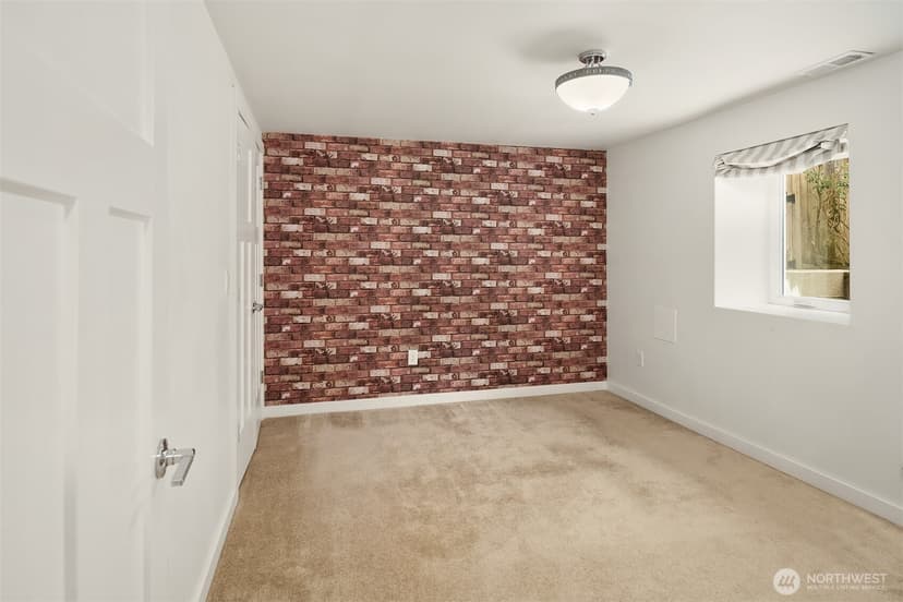 Property photo for 227 29th Avenue E, Seattle photo 30
