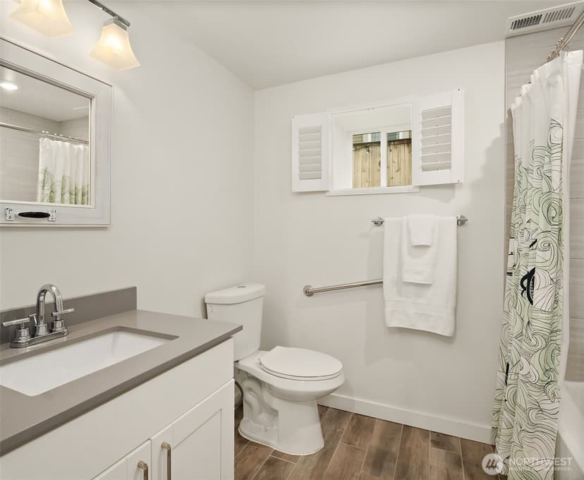Property photo for 227 29th Avenue E, Seattle photo 31