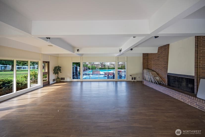 Property photo for 11010 NE 68th Street #622, Kirkland photo 24