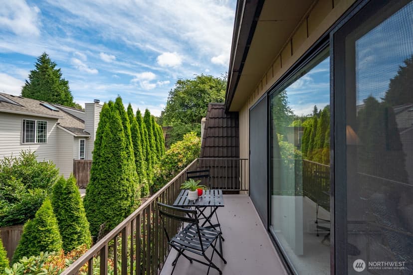 Property photo for 11010 NE 68th Street #622, Kirkland photo 20
