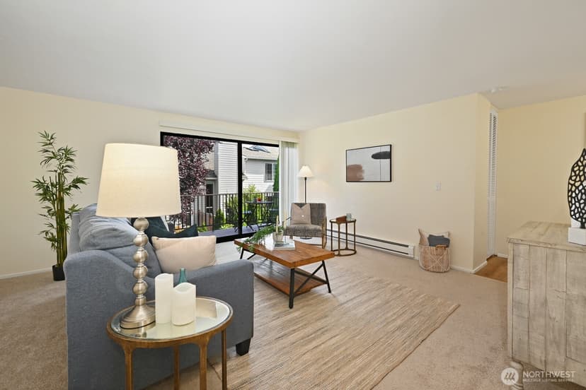 Property photo for 11010 NE 68th Street #622, Kirkland photo 7