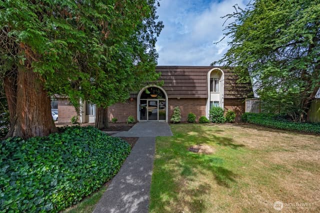 Property photo for 11010 NE 68th Street #622, Kirkland