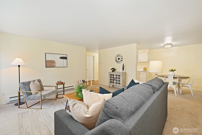 Property photo for 11010 NE 68th Street #622, Kirkland photo 4