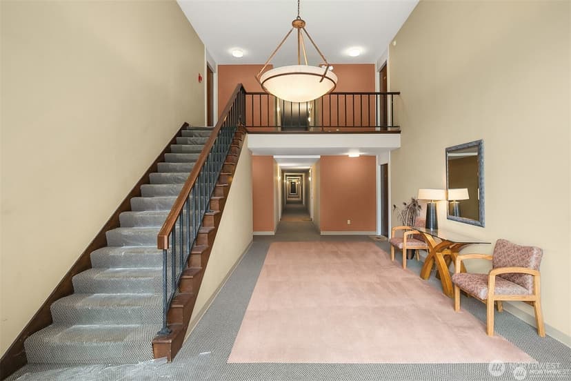 Property photo for 11010 NE 68th Street #622, Kirkland photo 26