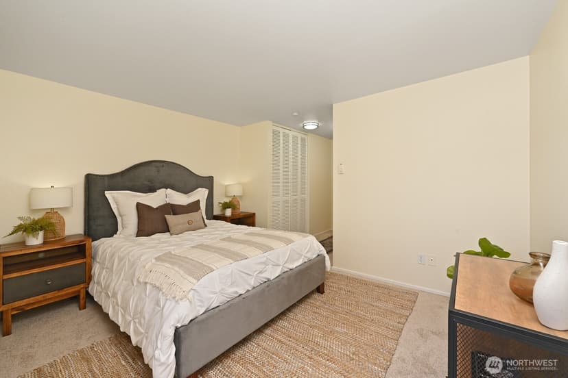 Property photo for 11010 NE 68th Street #622, Kirkland photo 15