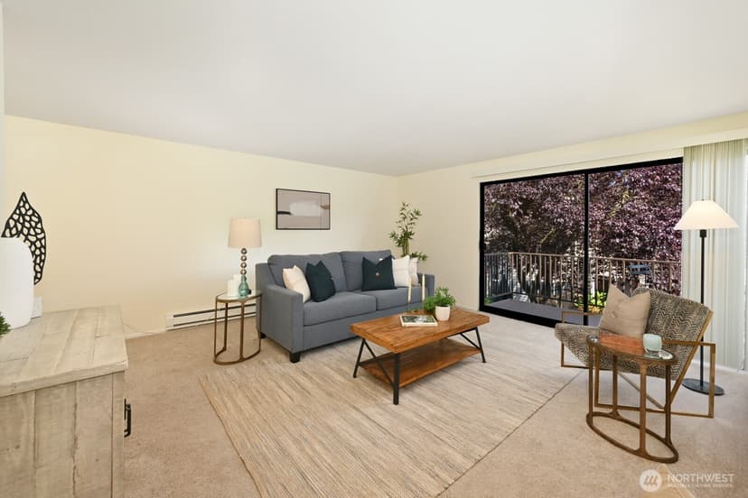 Property photo for 11010 NE 68th Street #622, Kirkland photo 3