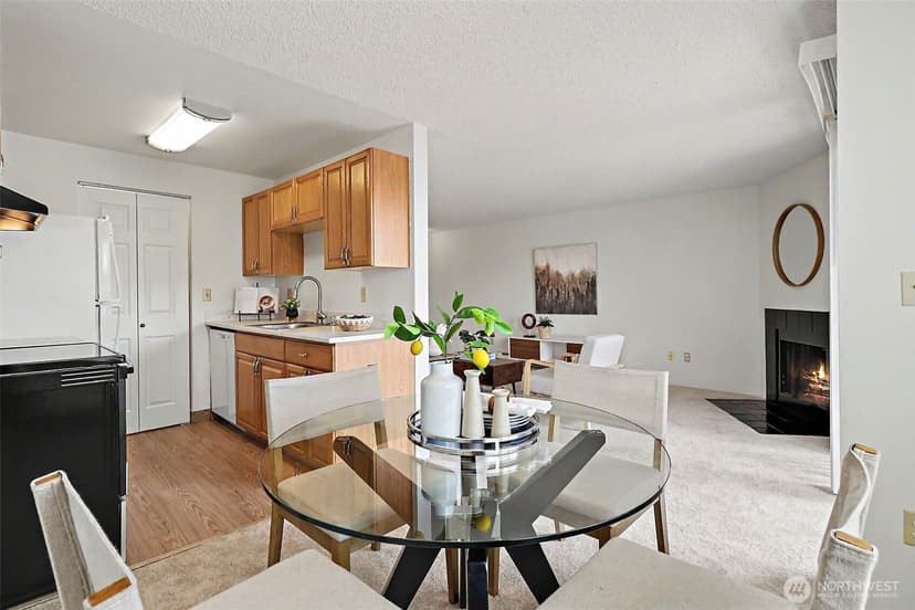 Property photo for 2020 Grant Avenue S #D206, Renton photo 7