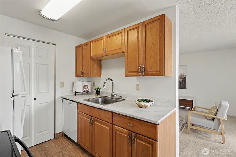 Property photo for 2020 Grant Avenue S #D206, Renton photo 10