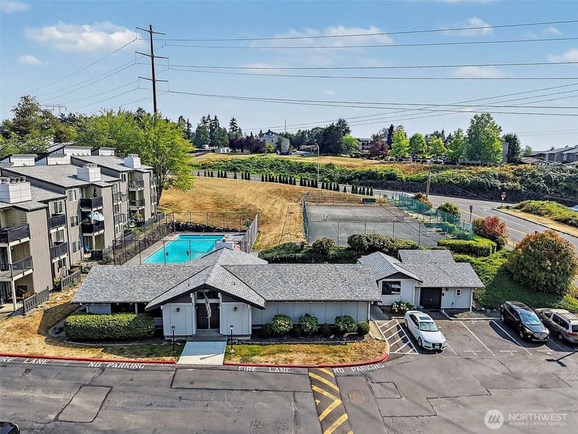 Property photo for 2020 Grant Avenue S #D206, Renton photo 19