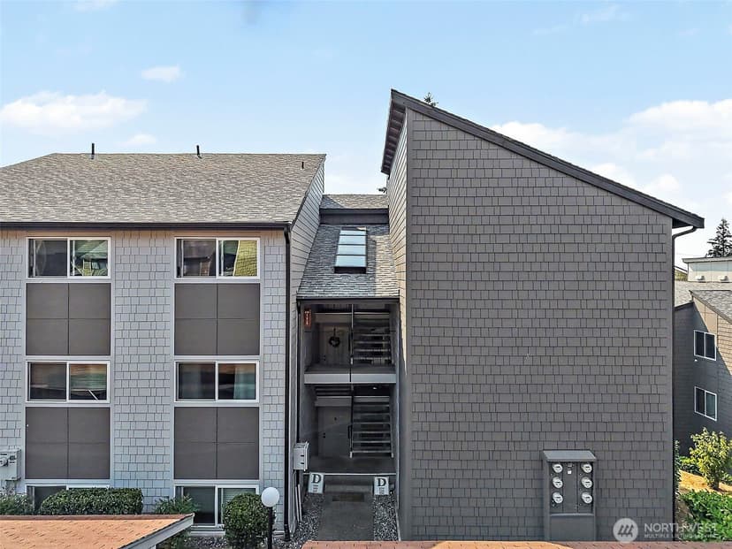 Property photo for 2020 Grant Avenue S #D206, Renton photo 24