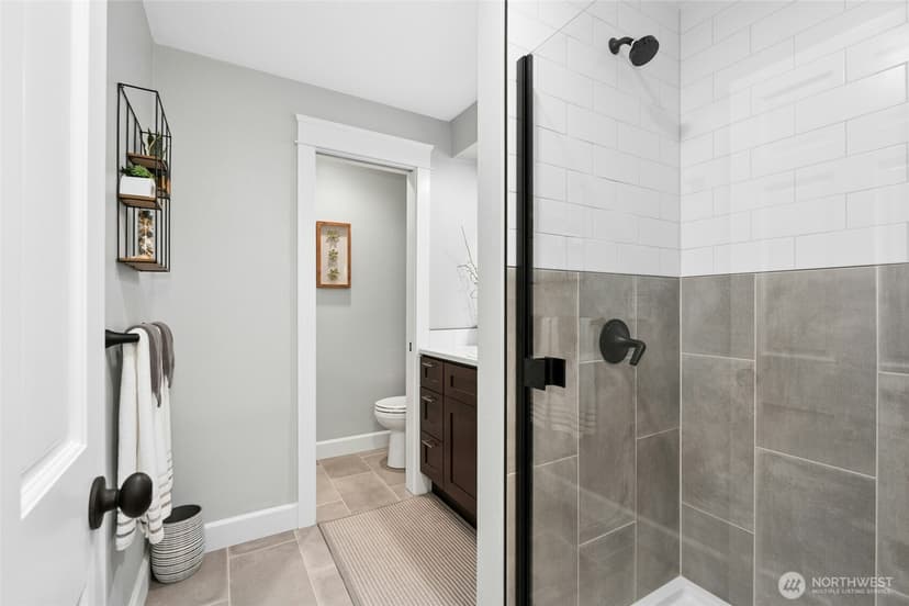 Property photo for 12530 Holmes Point Drive NE, Kirkland photo 30