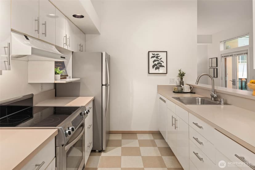 Property photo for 2030 Western Avenue #713, Seattle photo 10