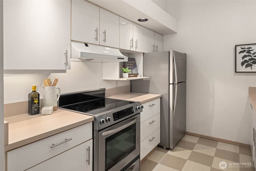 Property photo for 2030 Western Avenue #713, Seattle photo 12