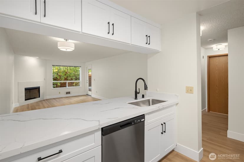 Property photo for 10501 8th Avenue NE #127, Seattle photo 4