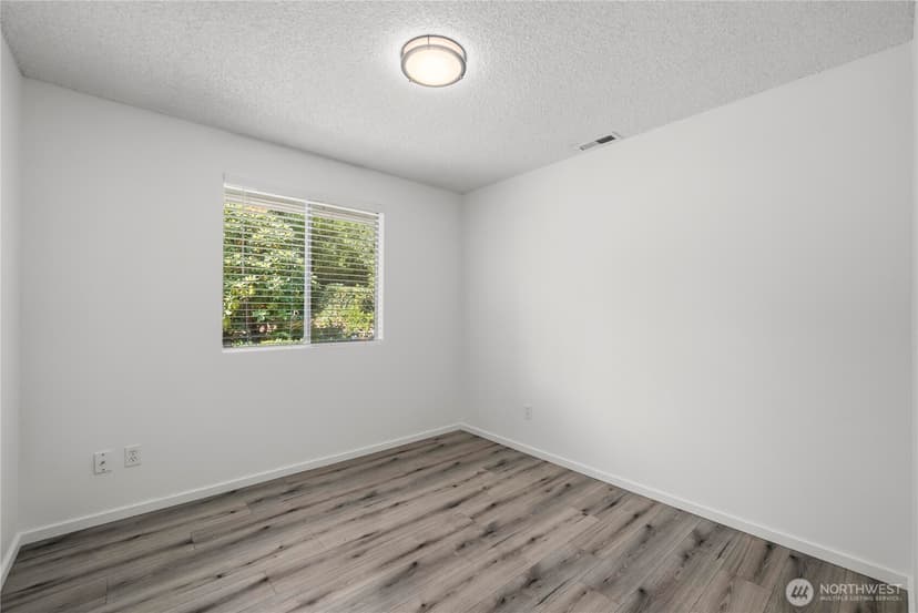 Property photo for 26012 221st Place SE, Maple Valley photo 12
