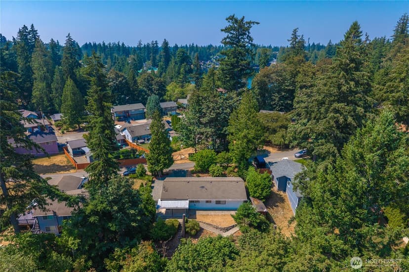 Property photo for 26012 221st Place SE, Maple Valley photo 15