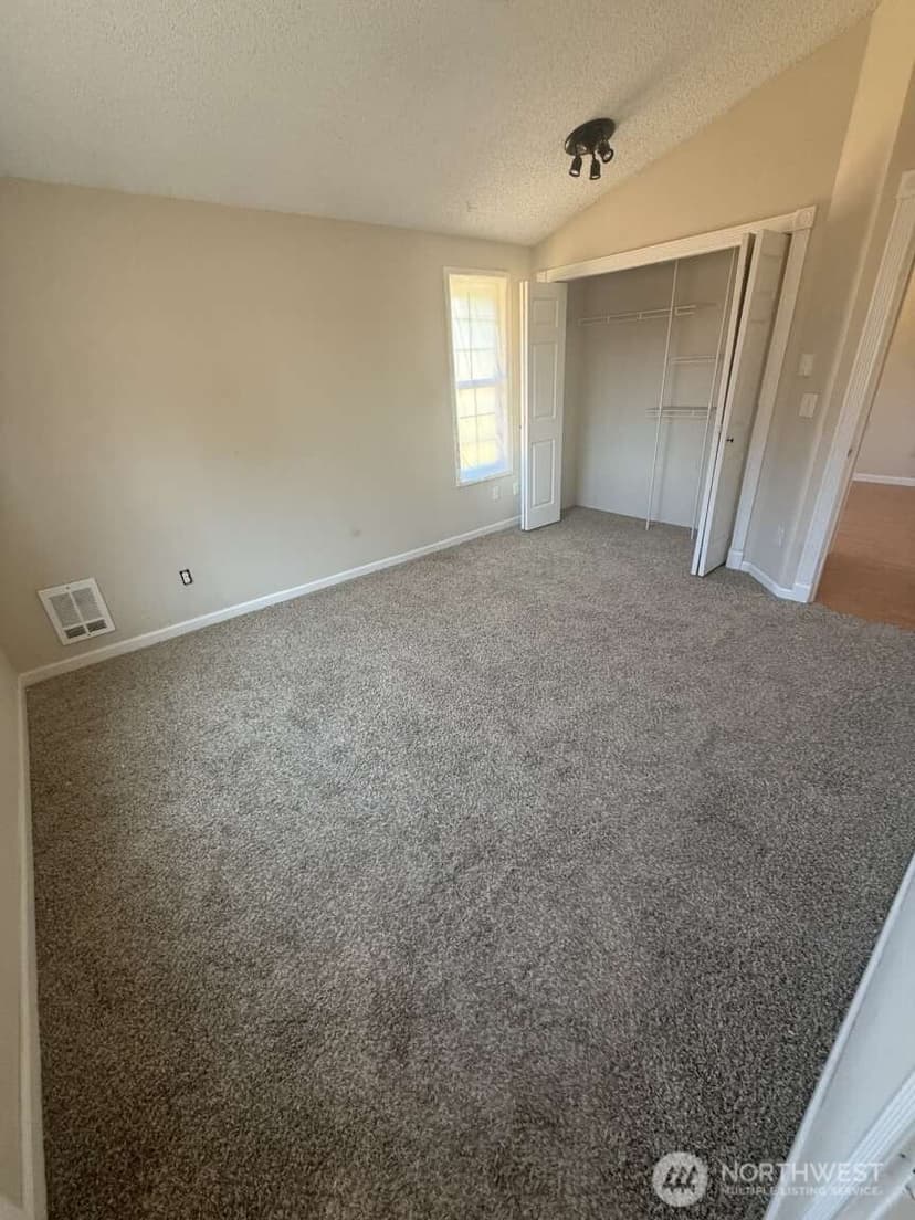 Property photo for 417 161st Street Court E, Tacoma photo 15