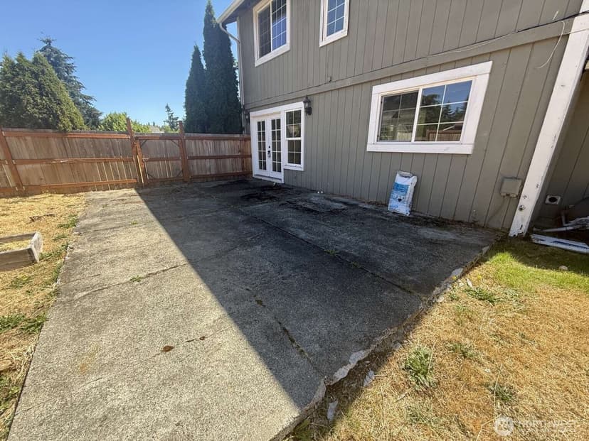 Property photo for 417 161st Street Court E, Tacoma photo 28