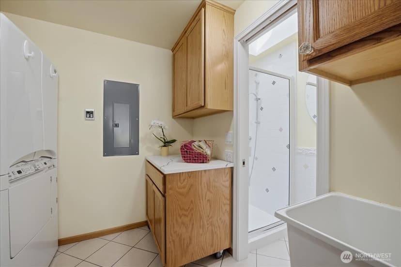 Property photo for 2145 N 146th Street, Shoreline photo 25