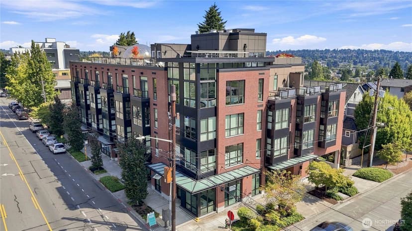 Property photo for 6800 Greenwood Avenue N #303, Seattle photo 22