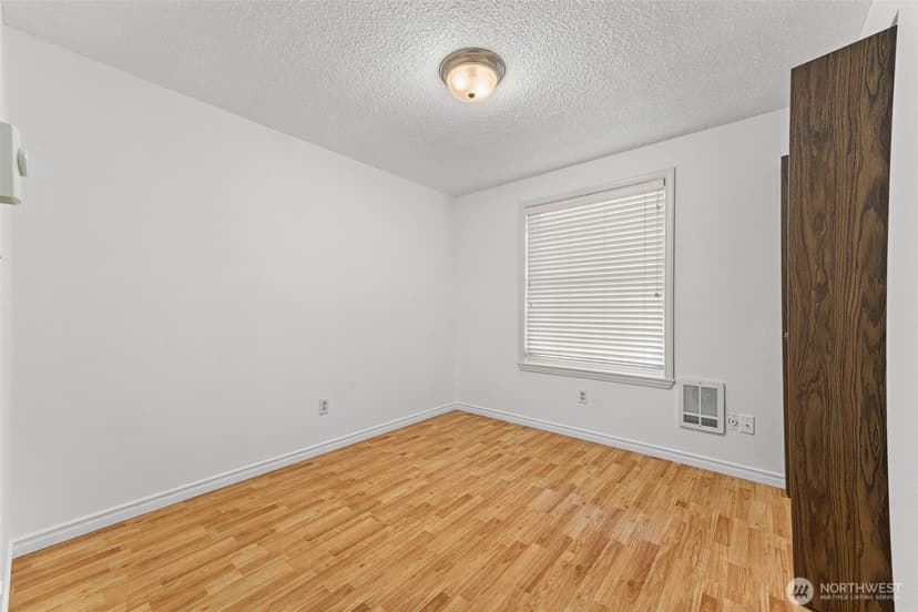 Property photo for 19613 SE 143rd Street, Renton photo 16