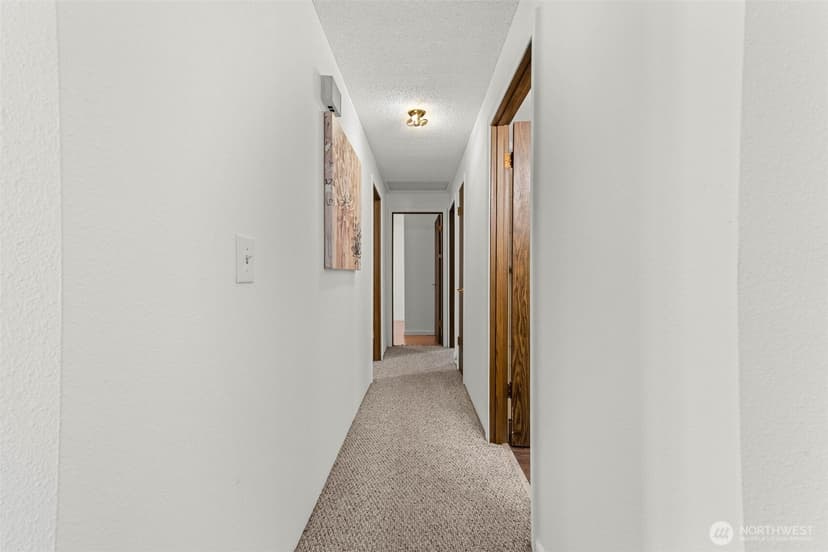 Property photo for 19613 SE 143rd Street, Renton photo 13