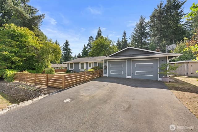Property photo for 19613 SE 143rd Street, Renton photo 2