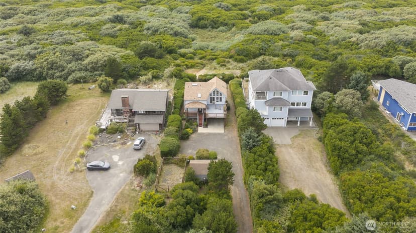 Property photo for 501 Ocean Shores Boulevard NW, Ocean Shores photo 38