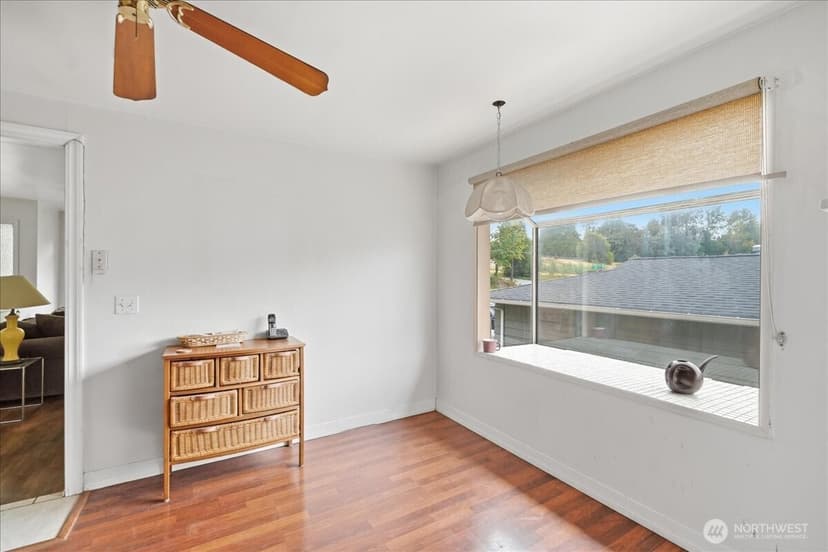 Property photo for 10247 10th Avenue S, Seattle photo 6