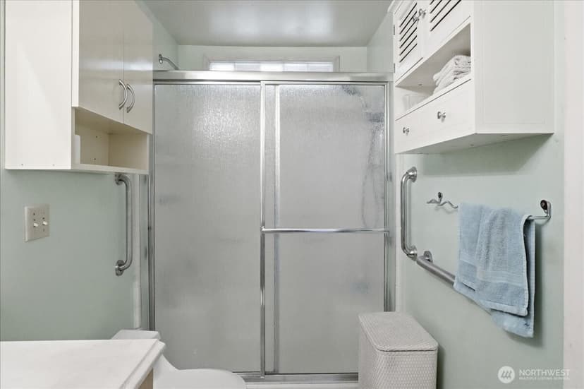 Property photo for 10247 10th Avenue S, Seattle photo 17