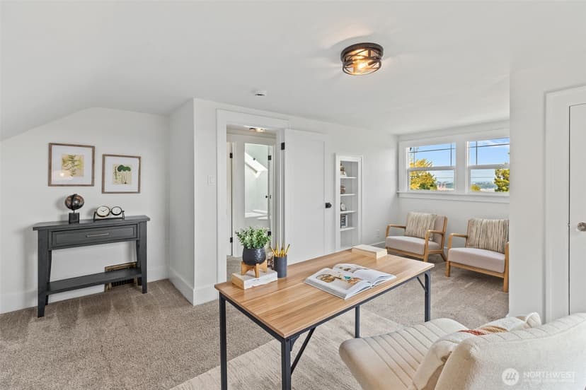 Property photo for 4016 38th Avenue SW, Seattle photo 18