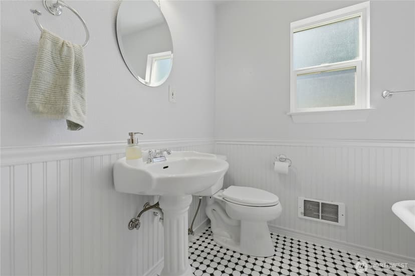 Property photo for 5628 N 45th Street, Tacoma photo 20